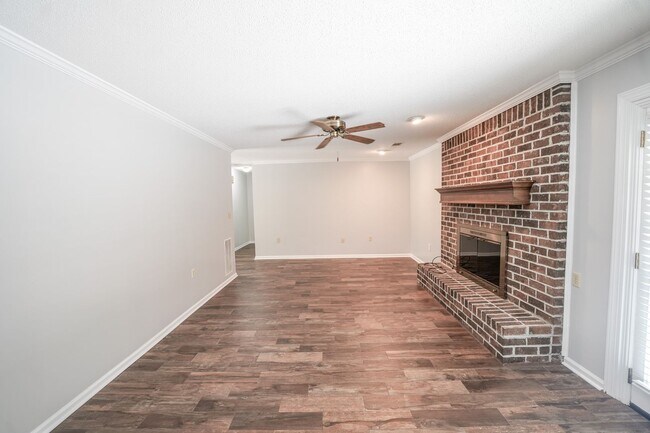 Building Photo - Available Soon!