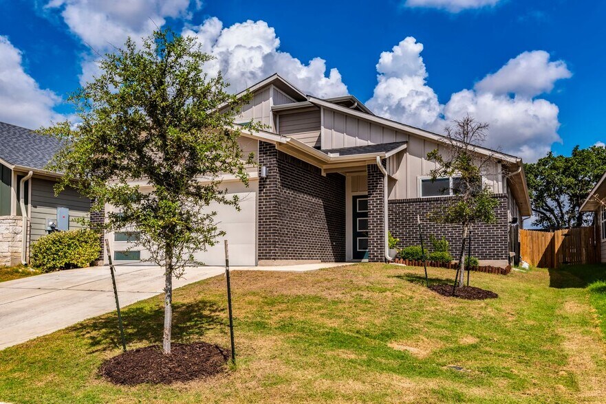Building Photo - 125 Cupreata Ln