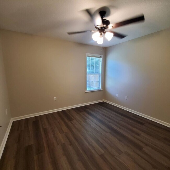 Building Photo - 5227 Abbott Cir