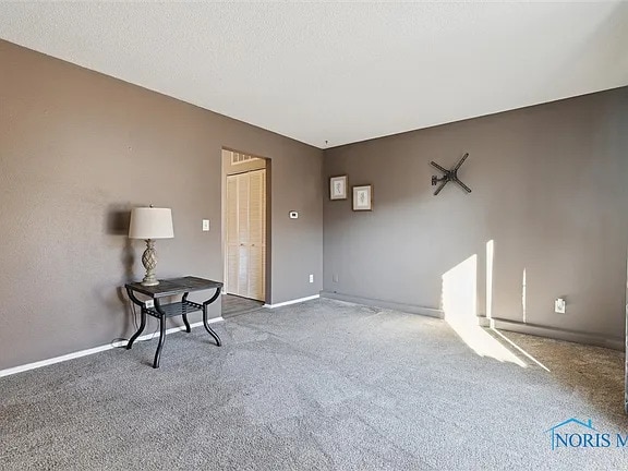 Building Photo - 4902 Wickford Dr E
