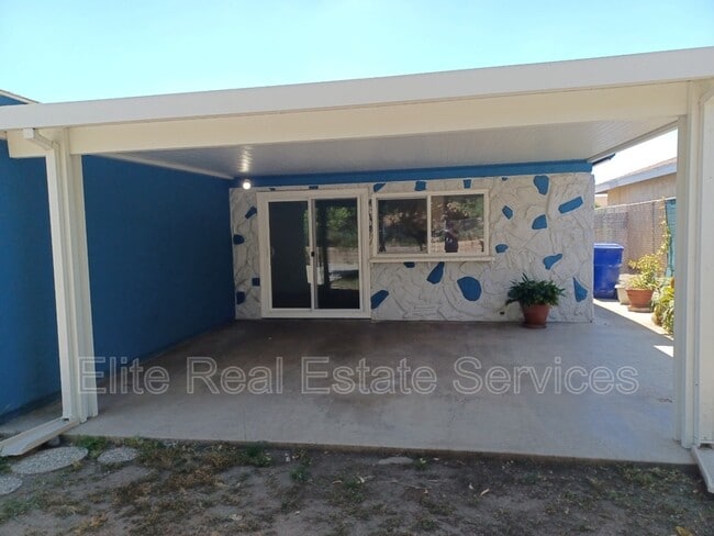 Building Photo - 887 Hawaii Ave