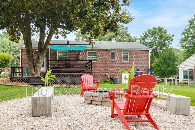 Building Photo - 6325 Glyndon Ln