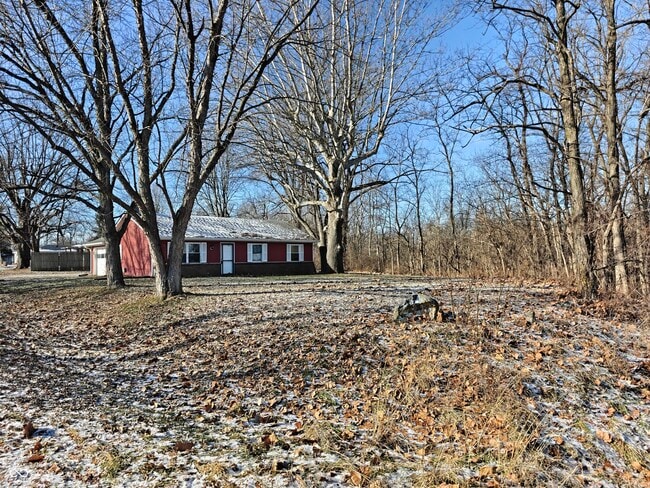 Building Photo - 5791 N Vinton Hills Dr