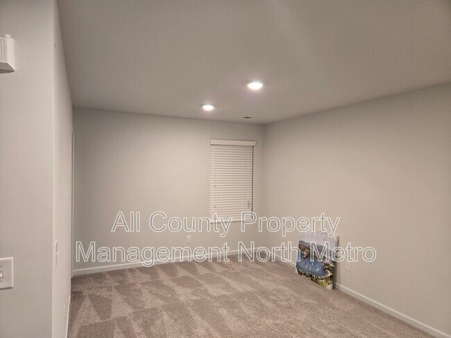 Building Photo - 193 Springwood Ln