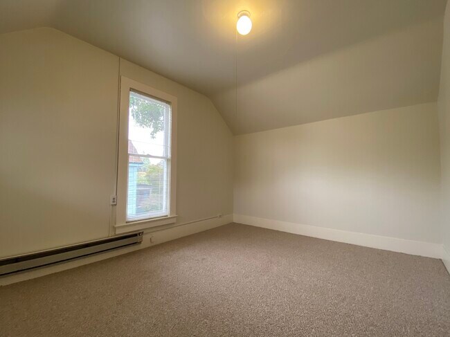 Building Photo - 514 Washington St