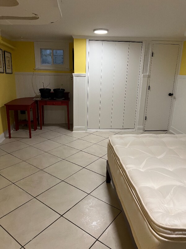 Building Photo - 219 Cumley Terrace