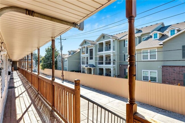 Building Photo - 2916 Jean Lafitte Pkwy