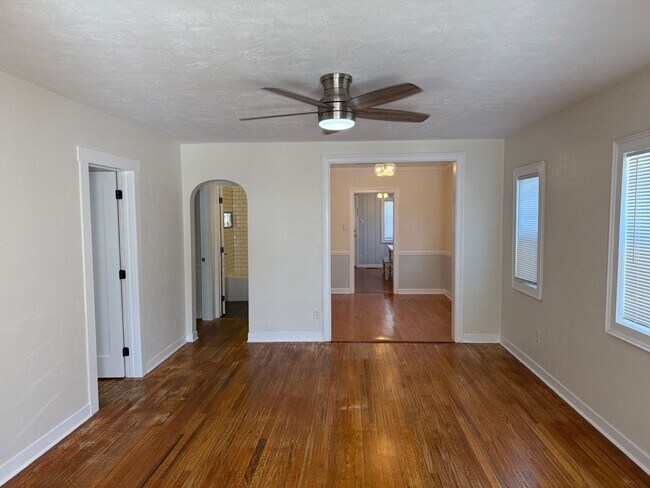 Building Photo - 26th St N Triplex