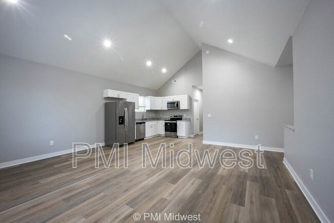 Building Photo - 1817 Montcalm St