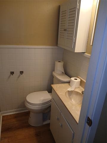 Building Photo - 614 Co Rd 2110