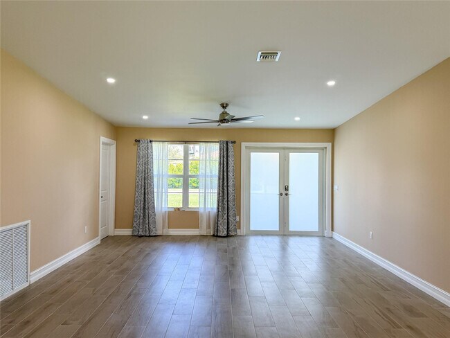 Building Photo - 17420 SW 54th St