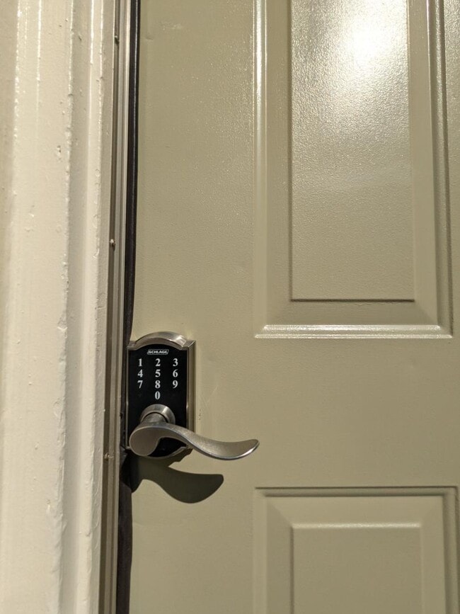 Building Photo - 3911 Castleman Ave