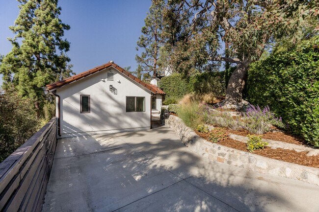 Primary Photo - Charming Spanish Style Home in Silver Lake...