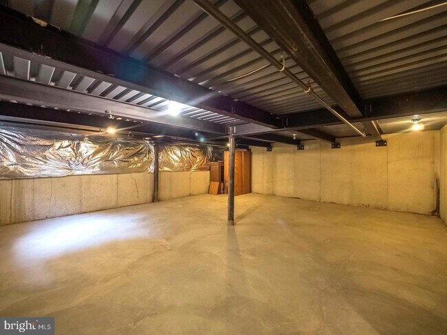 Building Photo - 7701 Croom Rd