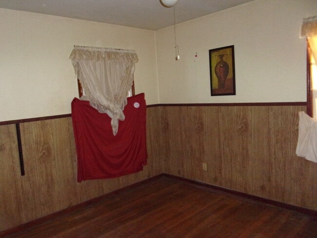 Building Photo - 1601 Haywood Ave
