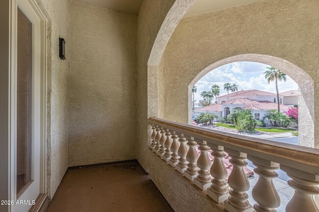 Building Photo - 589 N Acacia Dr