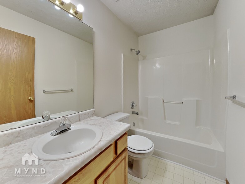 Building Photo - 1721 Windmill Way