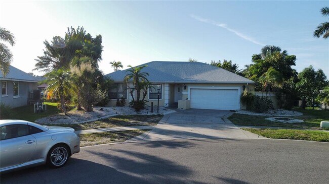 Building Photo - 6612 Black Fin Way