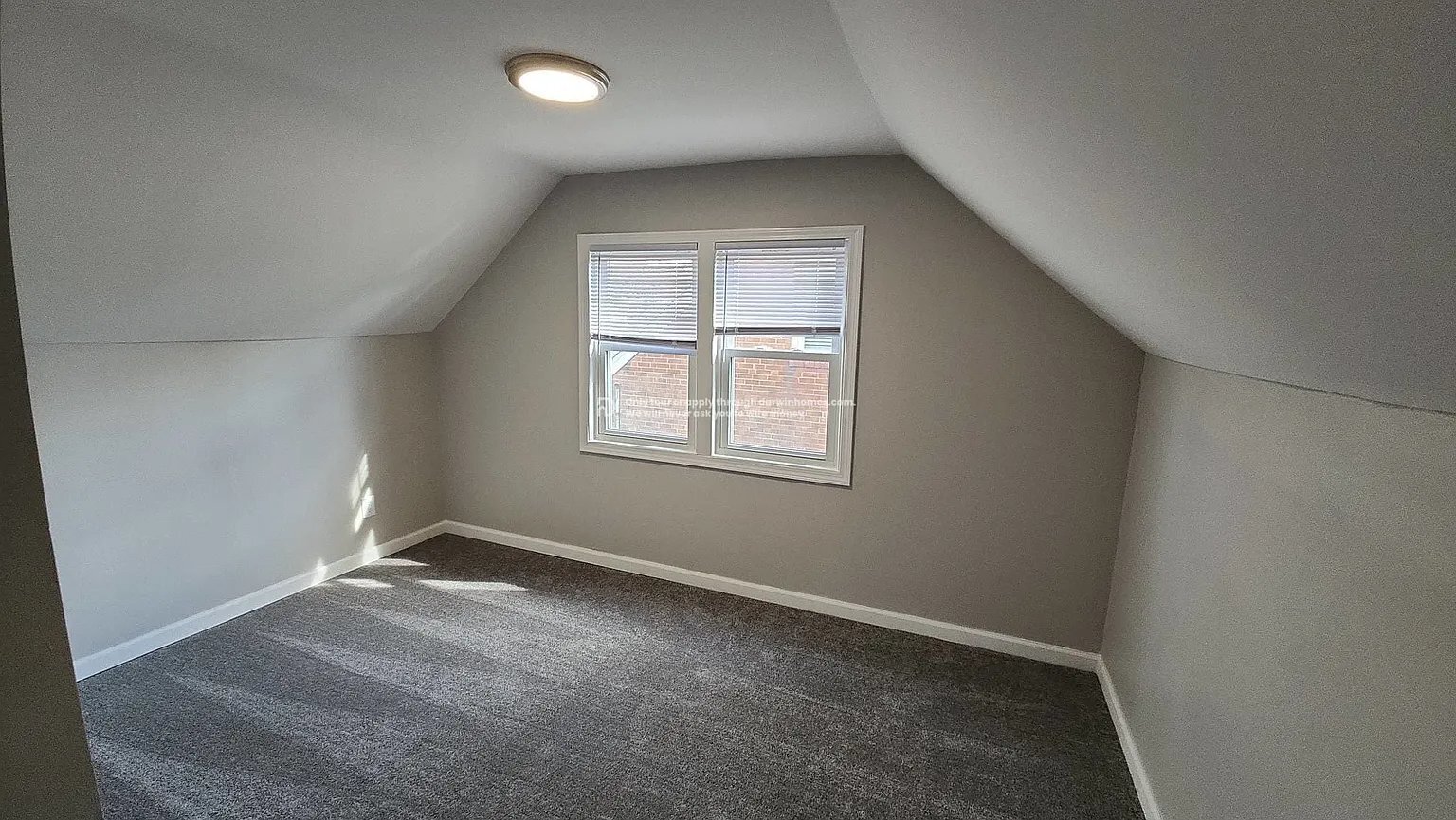 Building Photo - 3965 Warrendale Rd