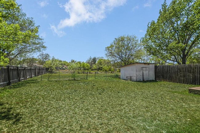 Building Photo - 2509 Patsy Pkwy