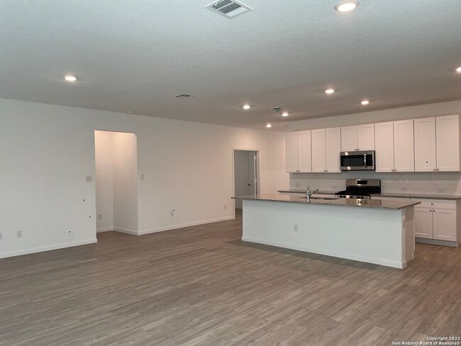 Building Photo - 435 Butterfly Bush Ct