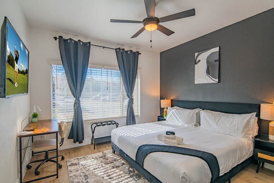 Building Photo - 7900 E Princess Dr