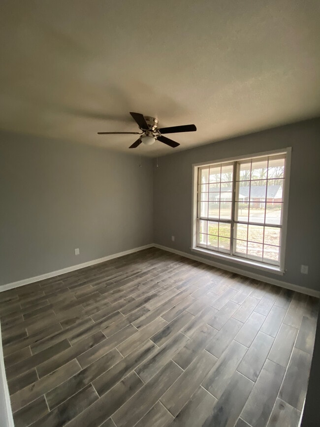 Building Photo - 3495 Fox Hunt Dr
