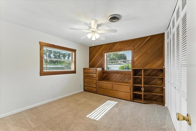 Building Photo - 2400 Deloraine Trail