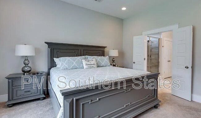 Building Photo - 607 Torridon Ln