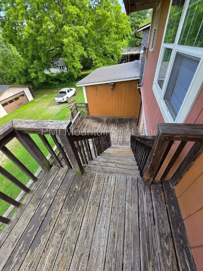 Building Photo - 41 Westwood Pl
