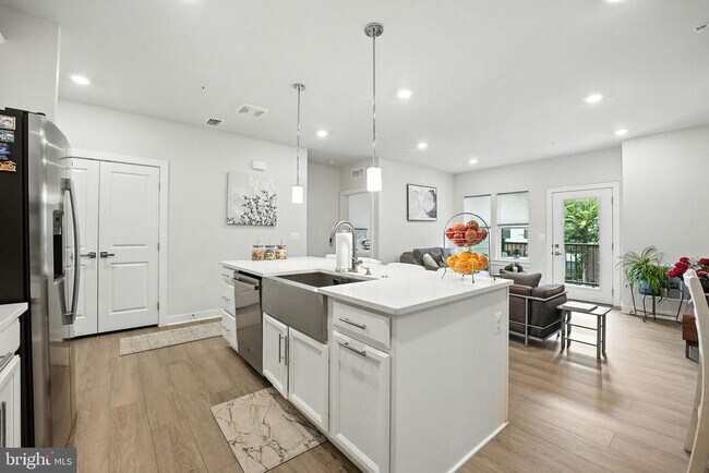 Building Photo - 12865 Mosaic Pk Wy