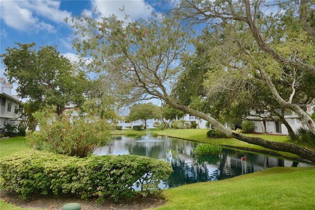 Building Photo - 106 Sun Isle Cir
