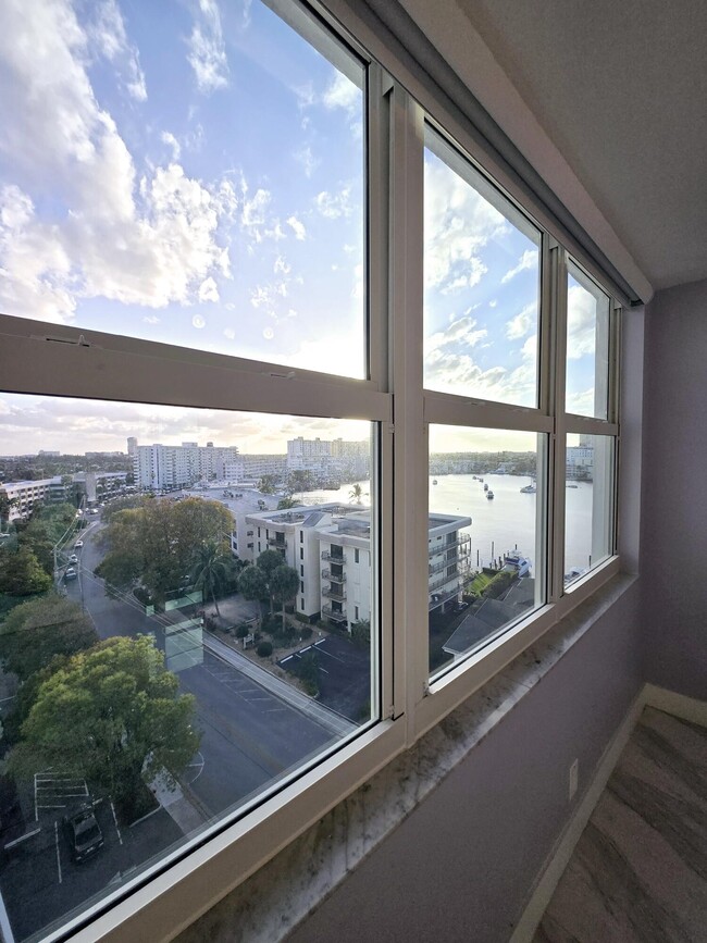 Building Photo - 137 Golden Isles Dr