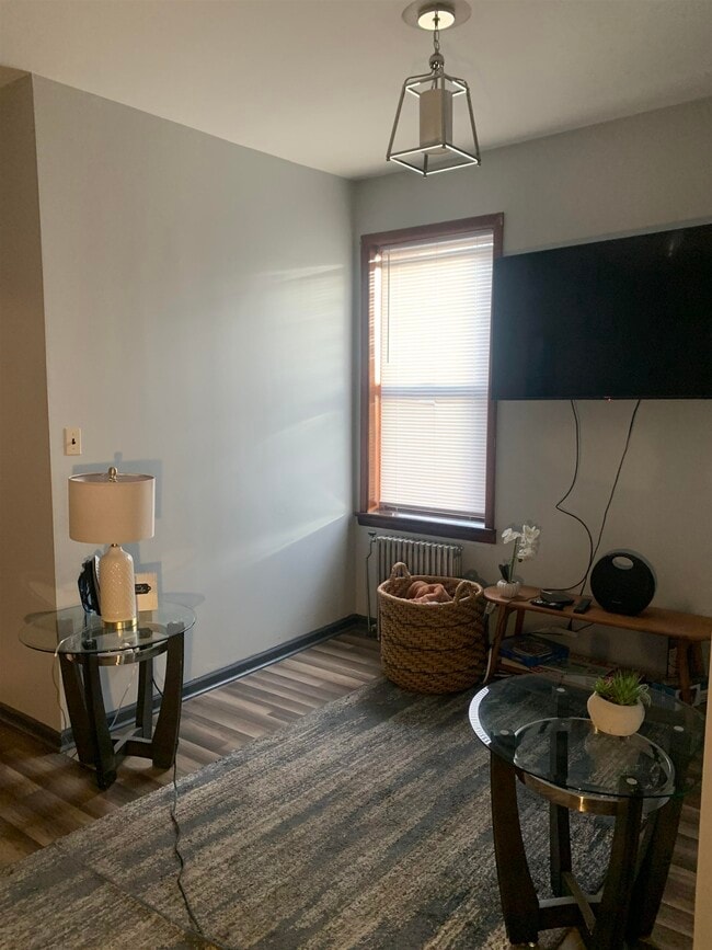 Building Photo - 90 Williams Ave