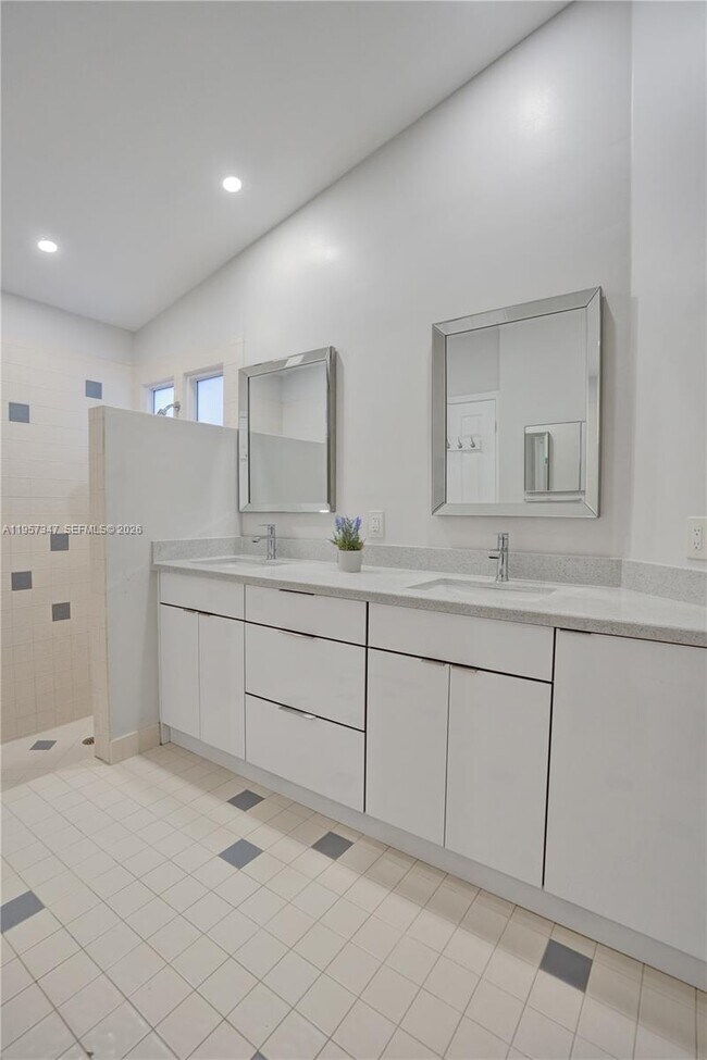 Building Photo - 18034 SW 20th St