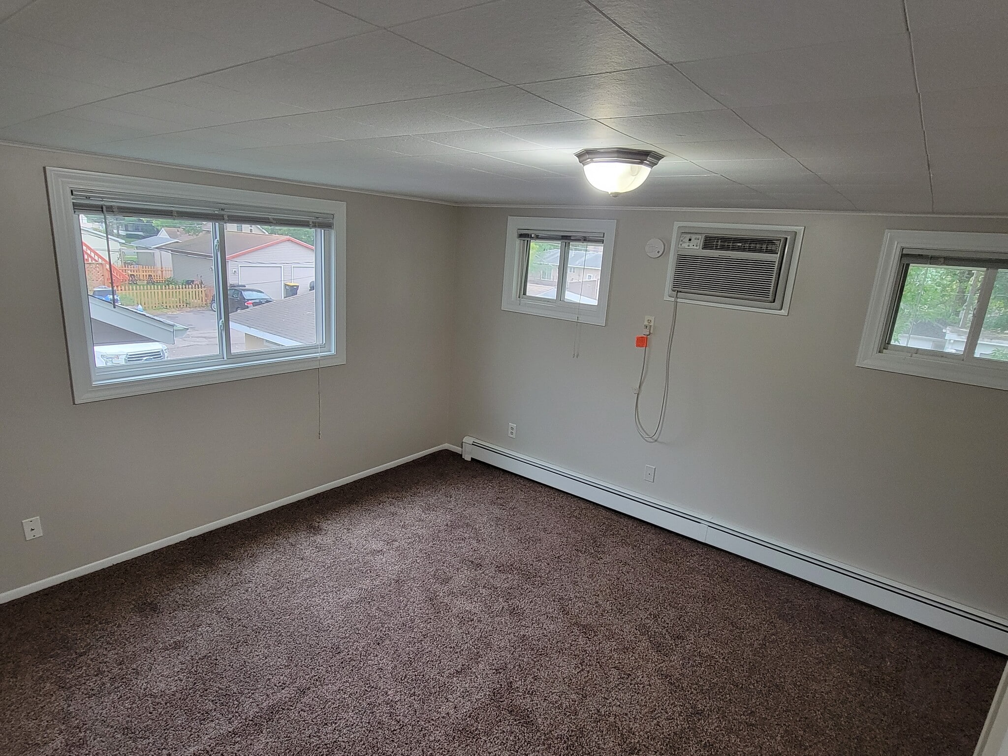 2nd bedroom - 308 Lewis St S
