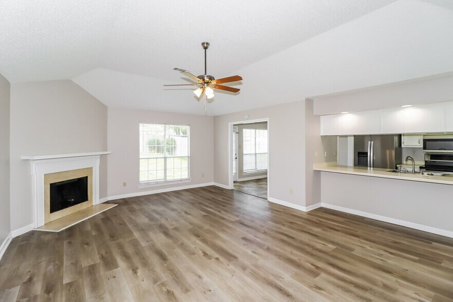 Building Photo - 1244 Breezy Gate Dr