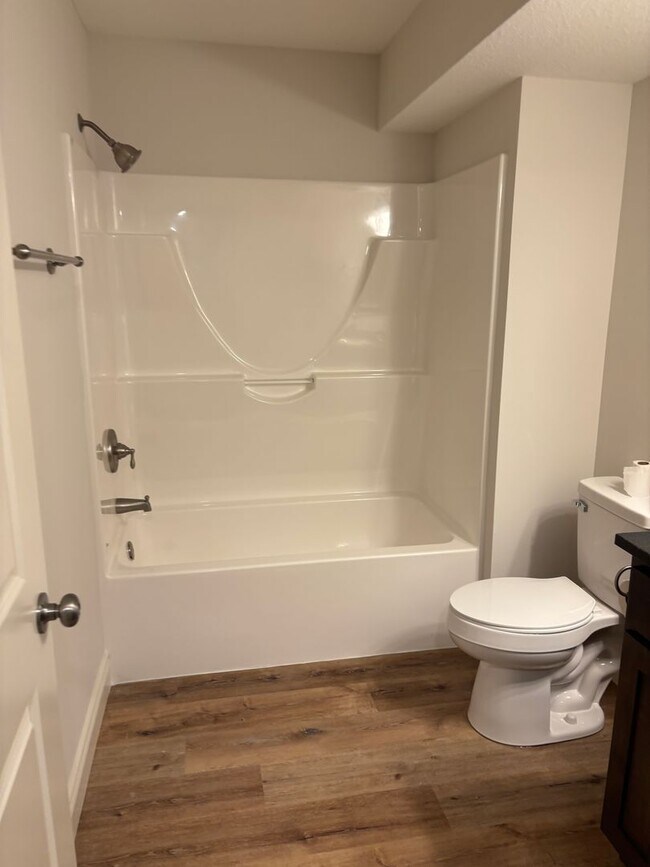 Building Photo - 14 3rd Ave