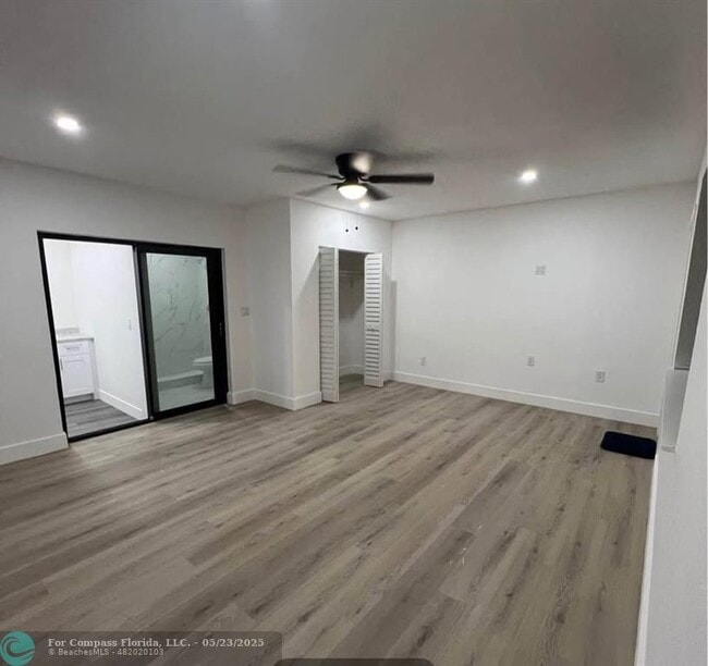 Building Photo - 1275 NW 188th St