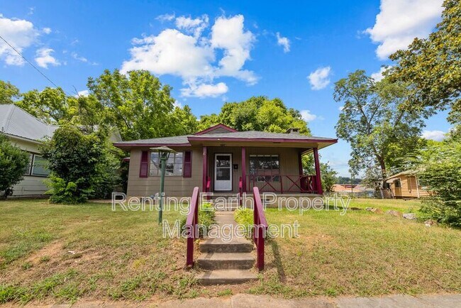 Building Photo - 2124 47th St Ensley