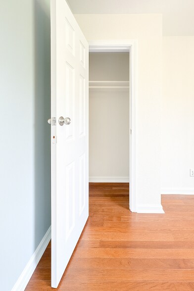 Building Photo - 5031 Arvilla Ln
