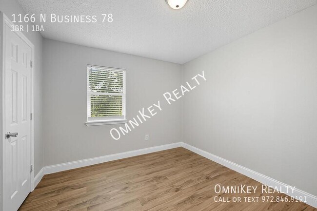 Building Photo - 1166 N Texas 78 Business