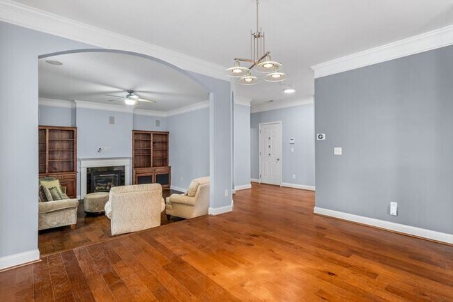 Building Photo - Luxury Living in High Point NC