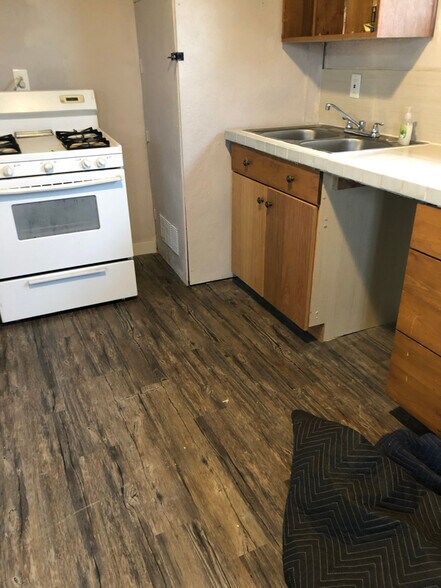 Building Photo - 204 St Francis Rd NW