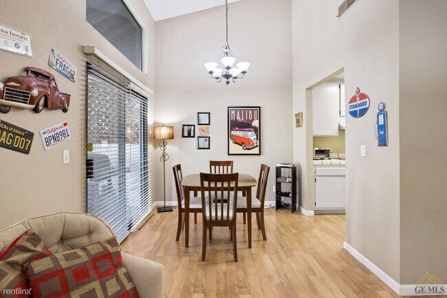 Building Photo - 1 br, 1 bath Condo - 8000 Kroll Way Apt 25