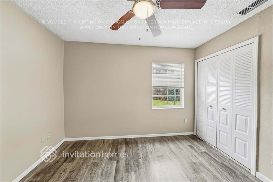 Building Photo - 819 Centerwood Ct