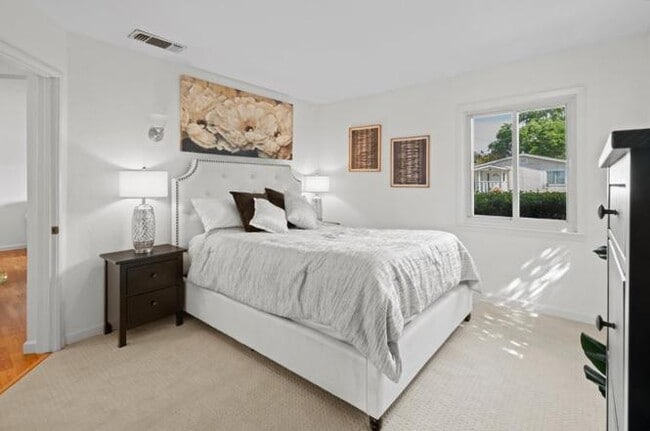 Building Photo - 1813 Beech St