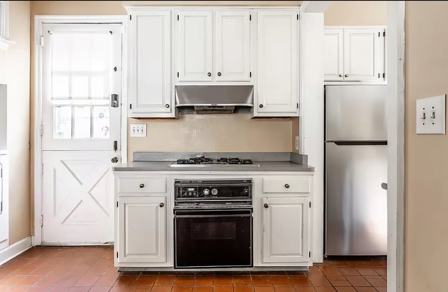 Building Photo - 124 E 32nd St