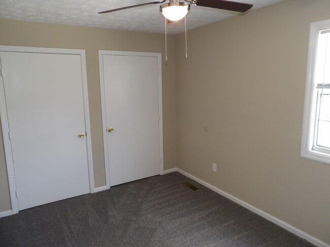 Building Photo - 432 Harrodsburg Ln