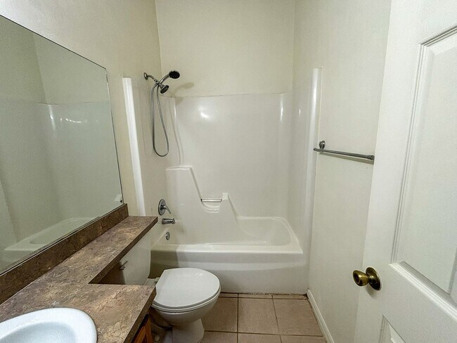 Building Photo - 3510 SW 30th Way